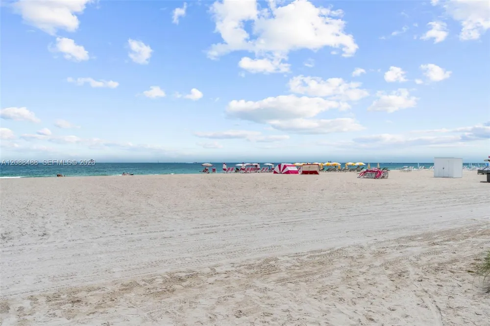 335 Ocean Dr #106 Miami Beach, FL 33139