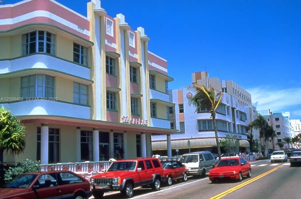 335 Ocean Dr #106 Miami Beach, FL 33139