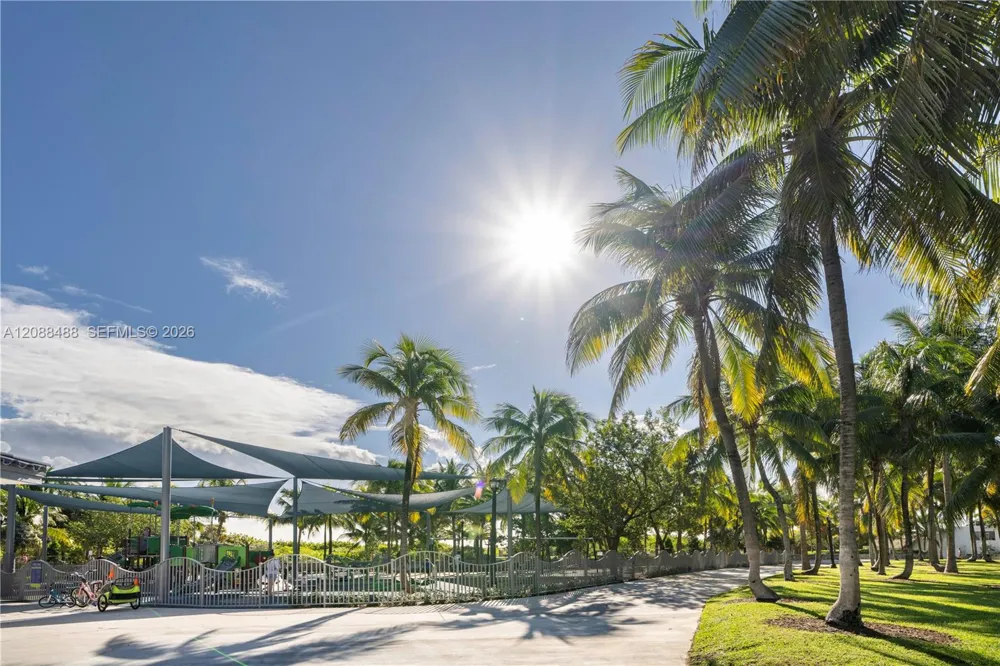 335 Ocean Dr #106 Miami Beach, FL 33139