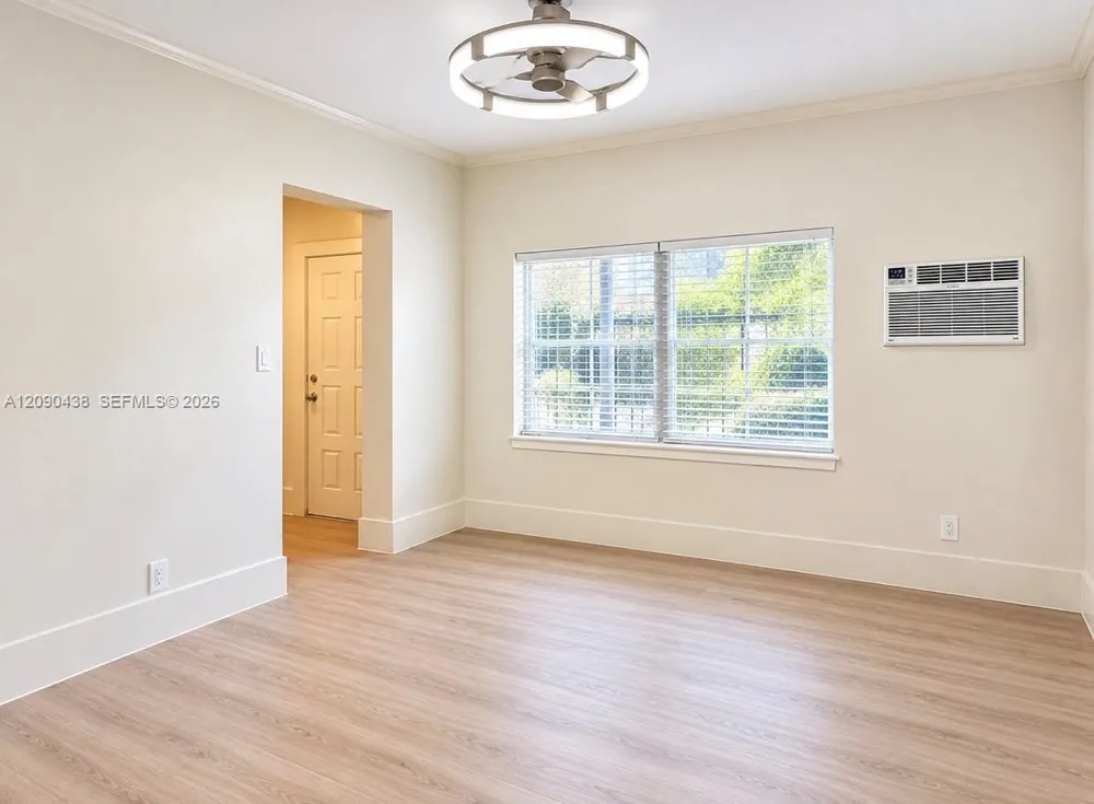 2153 NW 24th St #3 Miami, FL 33142