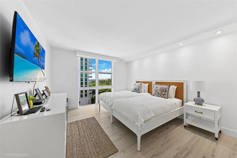 1111 Crandon Blvd #C607 Key Biscayne, FL 33149