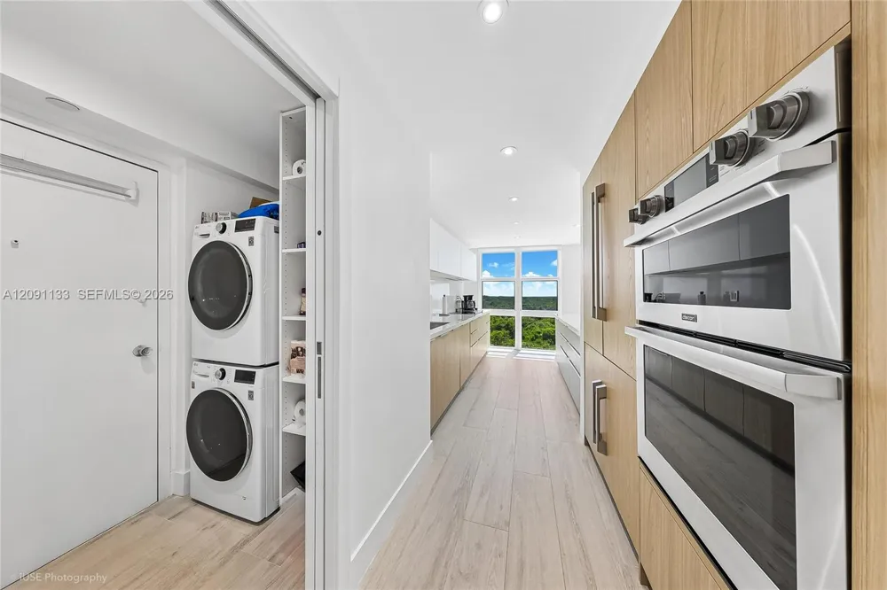 1111 Crandon Blvd #C607 Key Biscayne, FL 33149