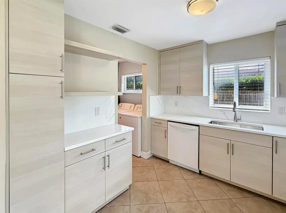 1321 NE 46TH STREET Oakland Park, FL 33334