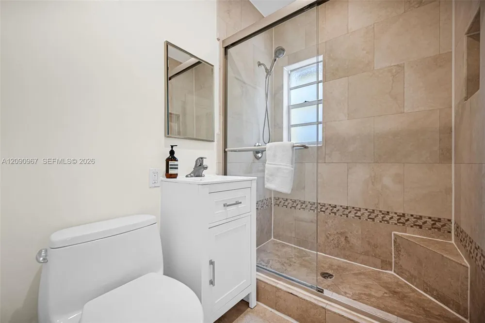 846 Jefferson Ave #8 Miami Beach, FL 33139