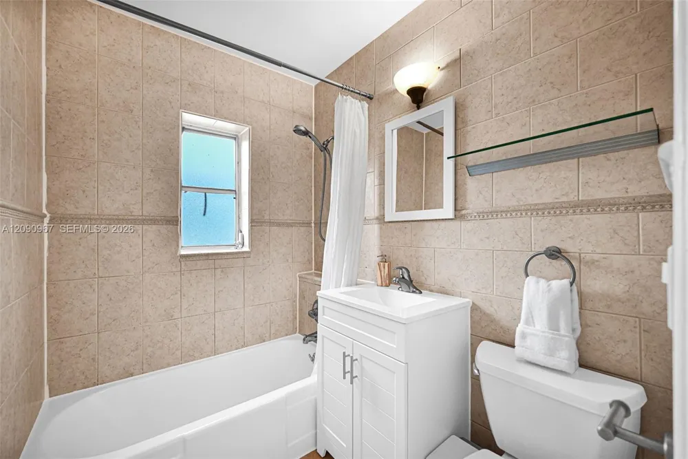 846 Jefferson Ave #8 Miami Beach, FL 33139