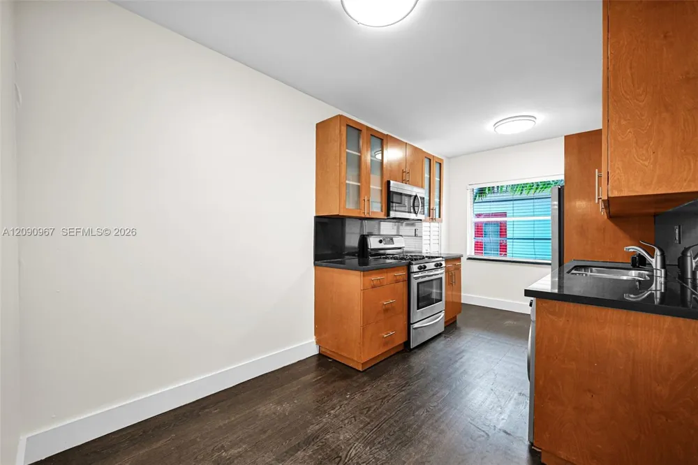 846 Jefferson Ave #8 Miami Beach, FL 33139