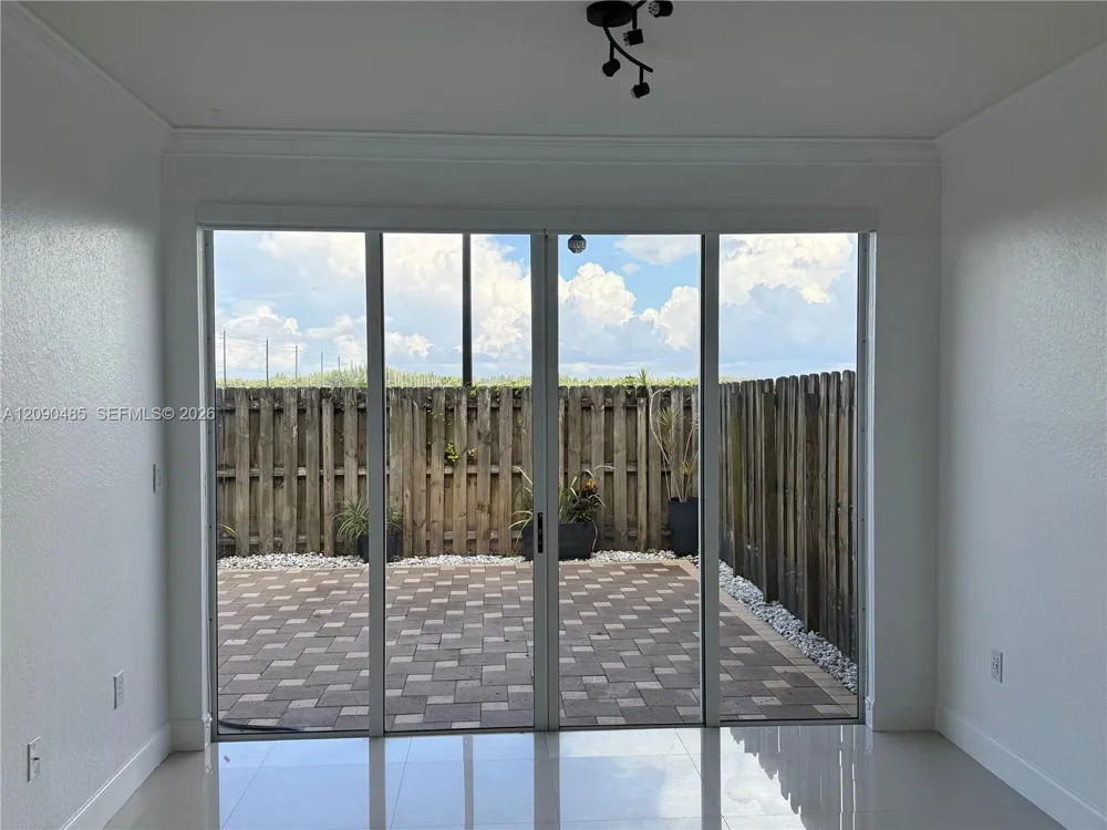 7140 SW 166th Pl Miami, FL 33193