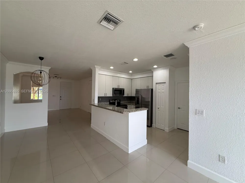 7140 SW 166th Pl Miami, FL 33193