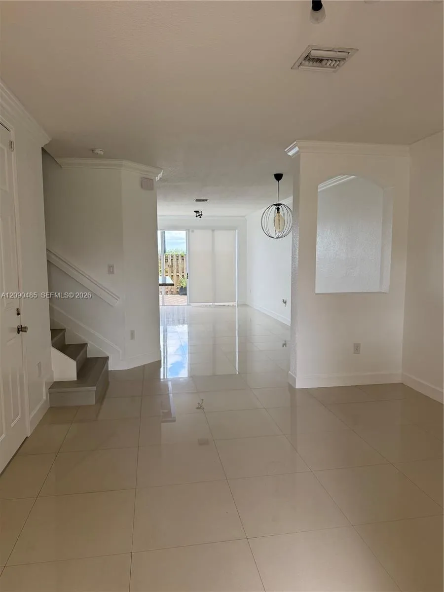 7140 SW 166th Pl Miami, FL 33193