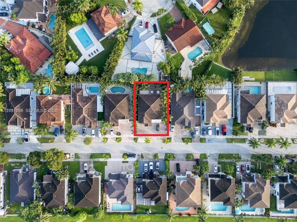 16481 SW 58th Ter Miami, FL 33193
