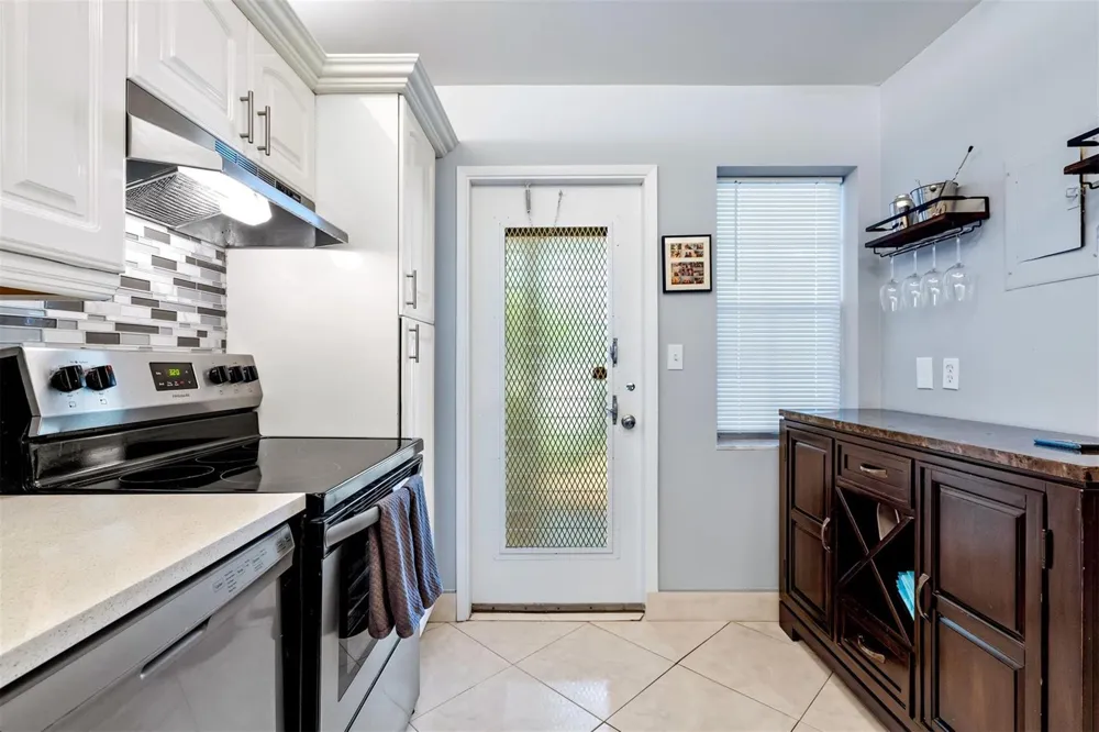 3151 S PALM AIRE DRIVE #108 Pompano Beach, FL 33069