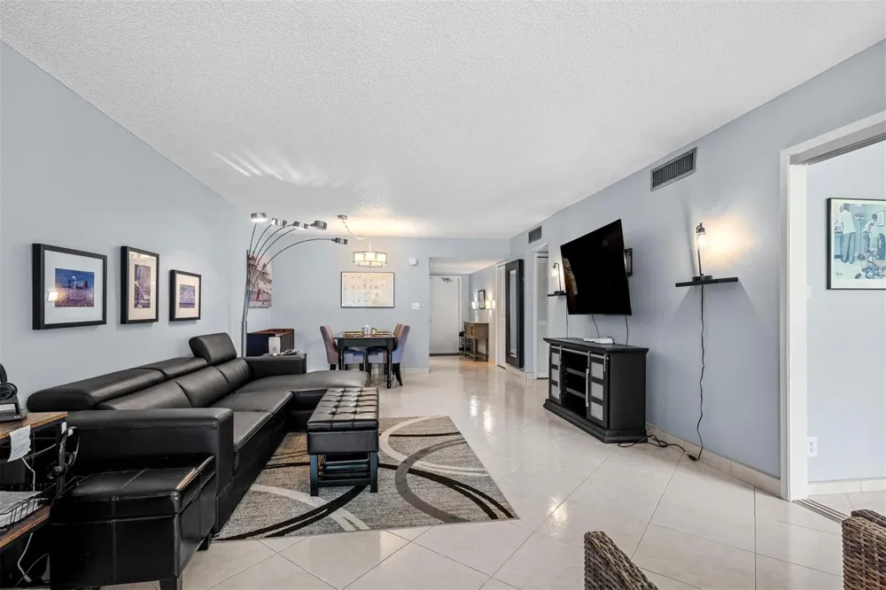 3151 S PALM AIRE DRIVE #108 Pompano Beach, FL 33069