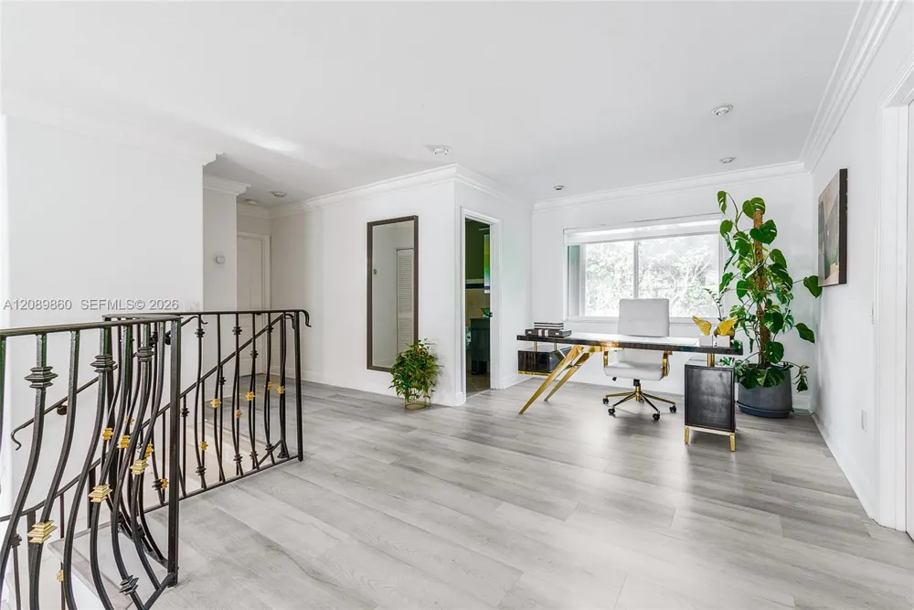 2740 SW 13th St Miami, FL 33145