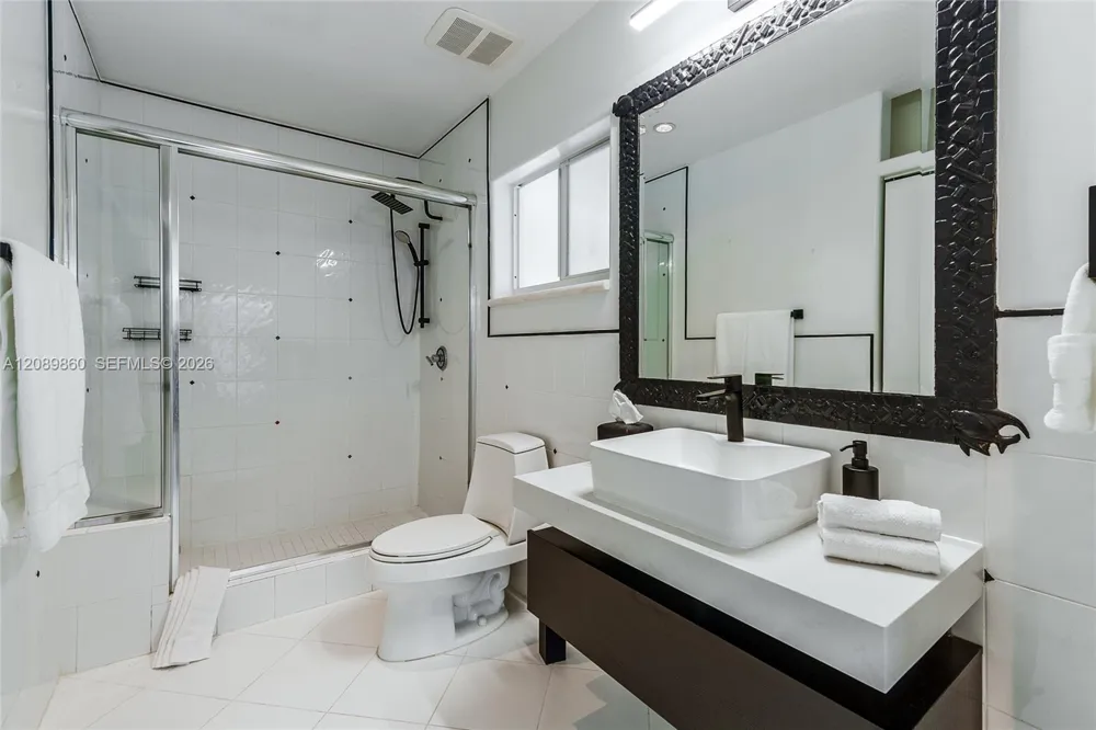 2740 SW 13th St Miami, FL 33145