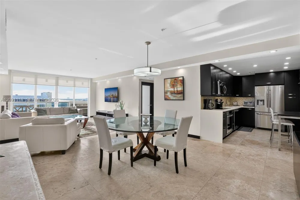 5601 Collins ave #1716 Miami Beach, FL 33140