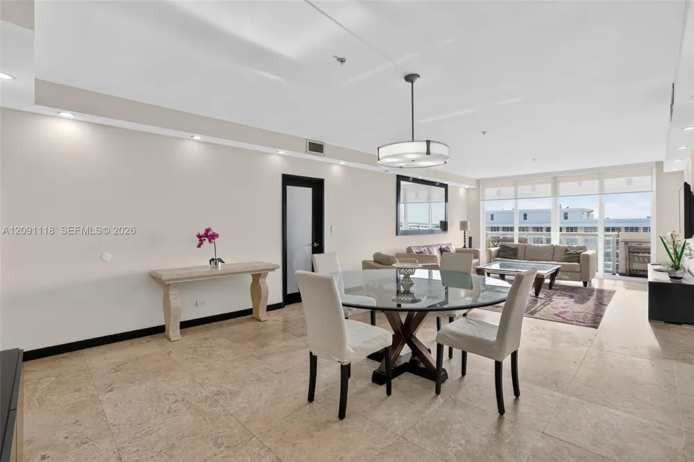 5601 Collins ave #1716 Miami Beach, FL 33140