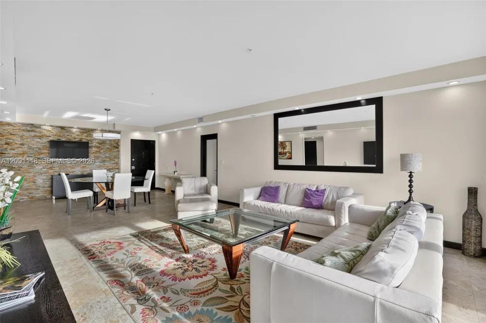 5601 Collins ave #1716 Miami Beach, FL 33140