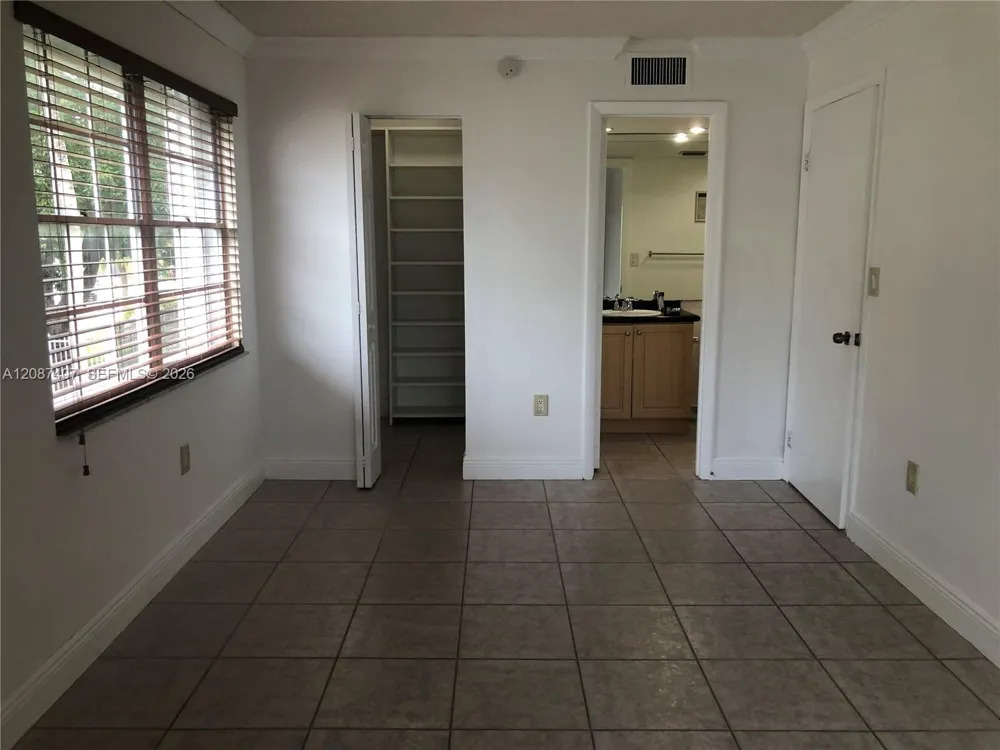 10755 SW 108th Ave #201 Miami, FL 33176