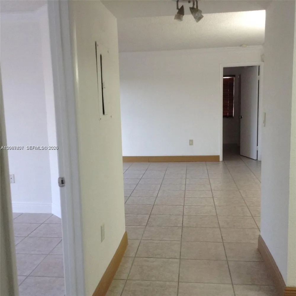 10755 SW 108th Ave #201 Miami, FL 33176