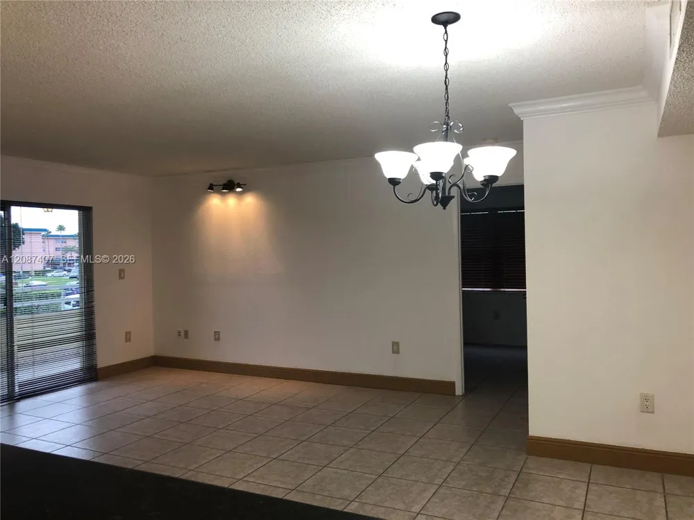 10755 SW 108th Ave #201 Miami, FL 33176