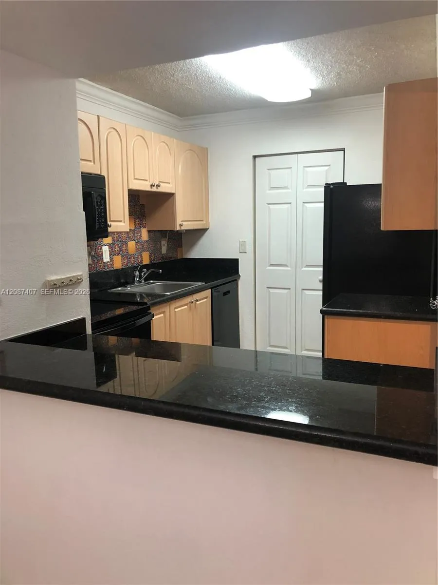 10755 SW 108th Ave #201 Miami, FL 33176
