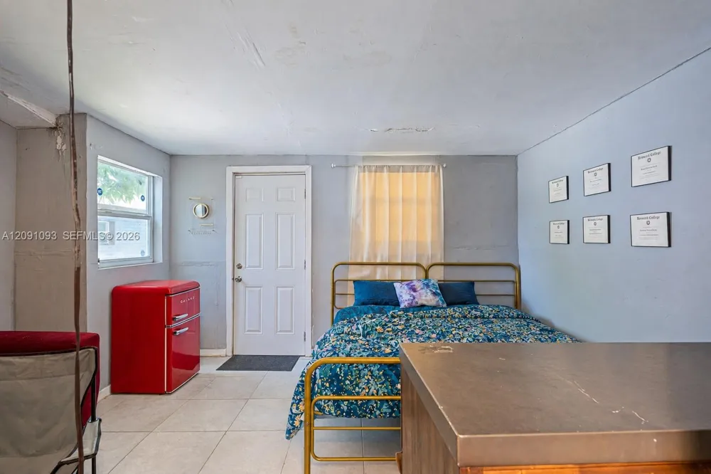 16935 NW 38th Ct Miami Gardens, FL 33055