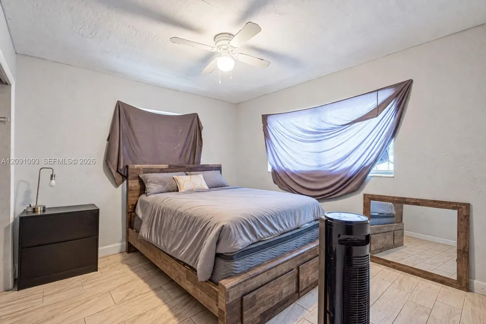 16935 NW 38th Ct Miami Gardens, FL 33055