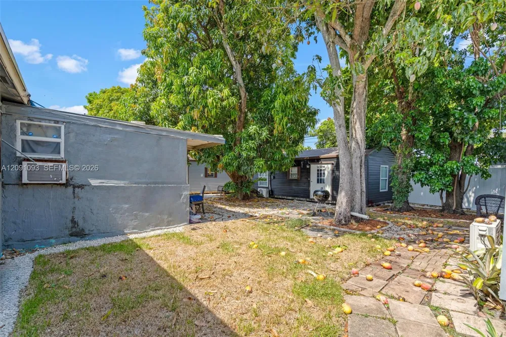 16935 NW 38th Ct Miami Gardens, FL 33055