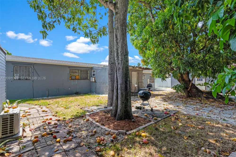 16935 NW 38th Ct Miami Gardens, FL 33055