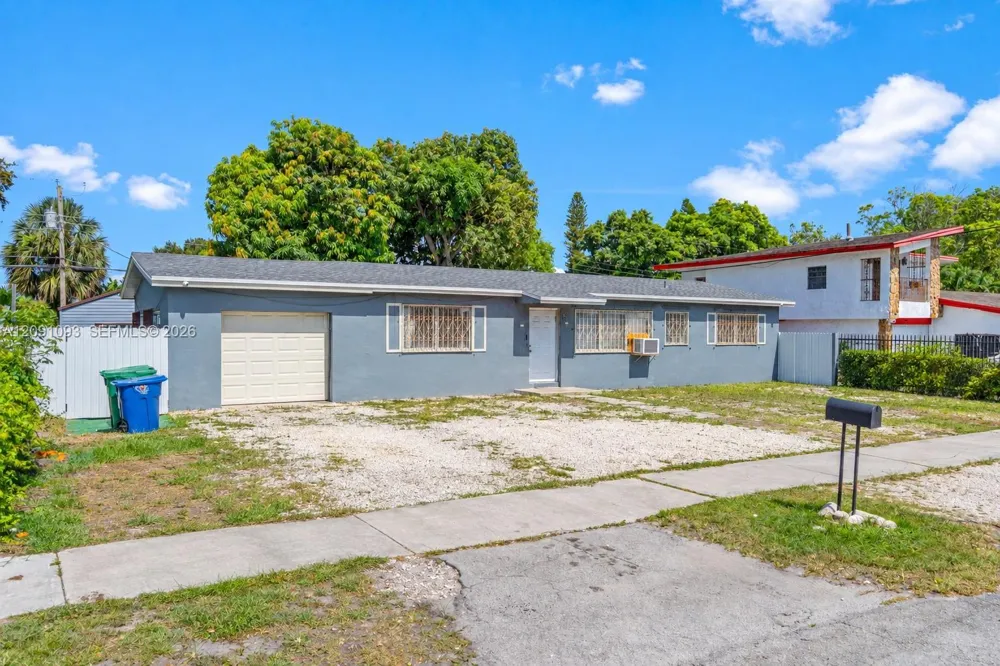 16935 NW 38th Ct Miami Gardens, FL 33055