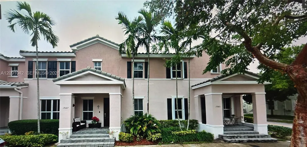 17087 SW 93rd St Miami, FL 33196