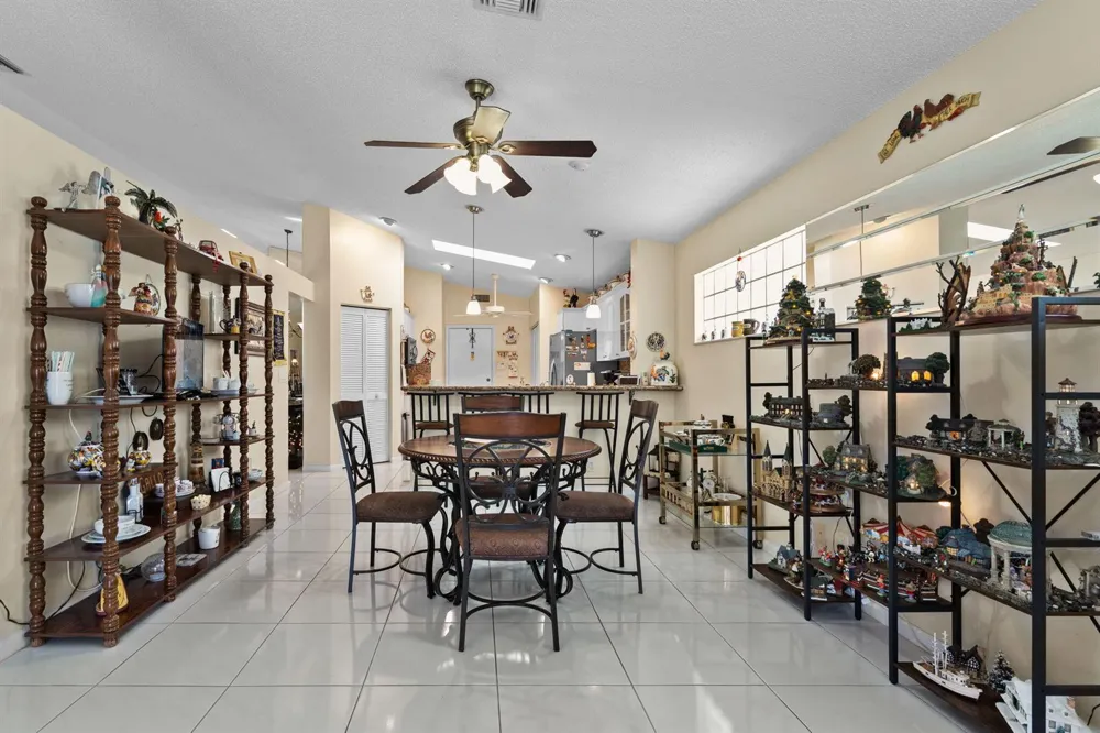 9847 Harbour Lake Circle Boynton Beach, FL 33437
