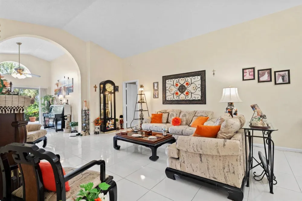 9847 Harbour Lake Circle Boynton Beach, FL 33437