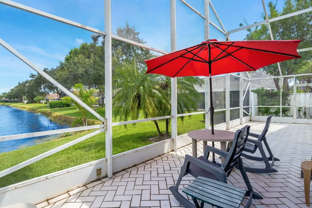 9847 Harbour Lake Circle Boynton Beach, FL 33437