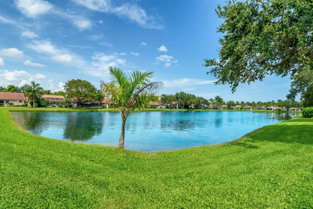 9847 Harbour Lake Circle Boynton Beach, FL 33437