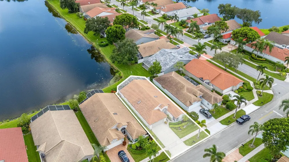 9847 Harbour Lake Circle Boynton Beach, FL 33437