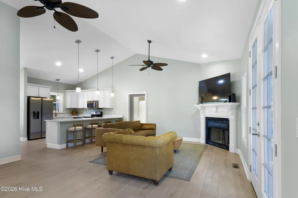 204 Doe Ridge Road Hampstead, NC 28443