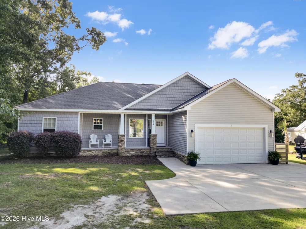 204 Doe Ridge Road Hampstead, NC 28443
