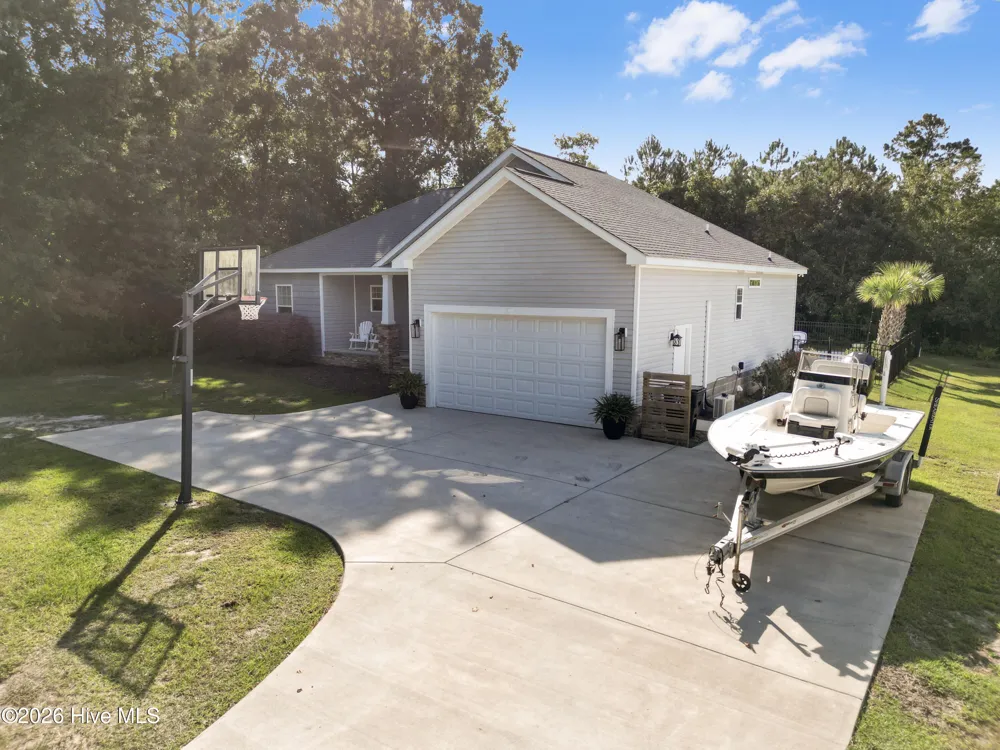 204 Doe Ridge Road Hampstead, NC 28443