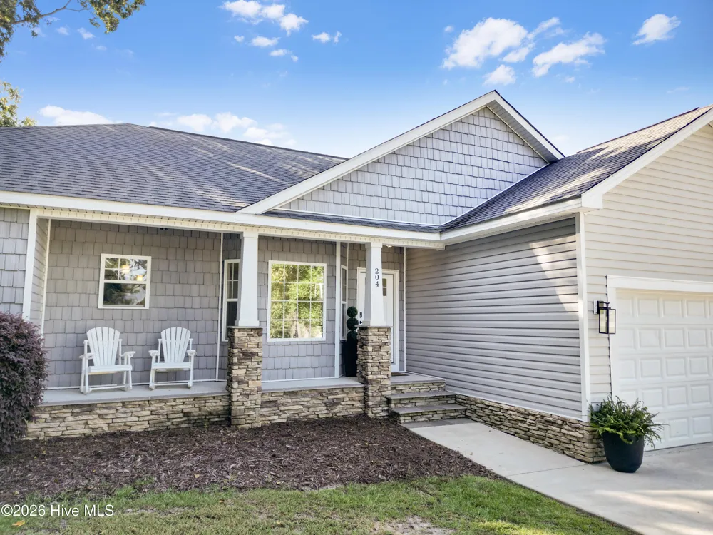 204 Doe Ridge Road Hampstead, NC 28443