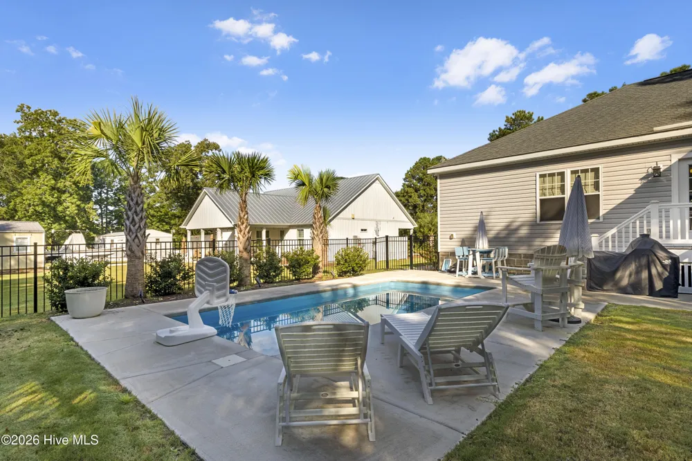 204 Doe Ridge Road Hampstead, NC 28443