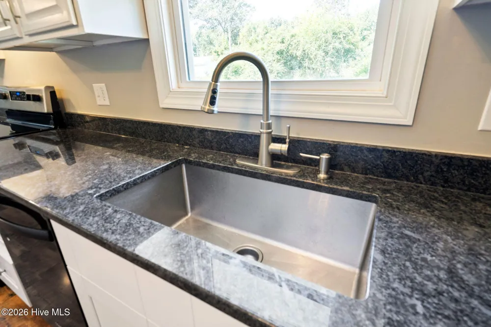 1505 Phillips Avenue New Bern, NC 28562