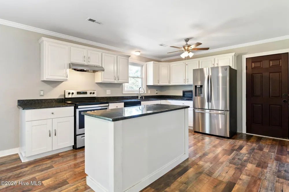 1505 Phillips Avenue New Bern, NC 28562