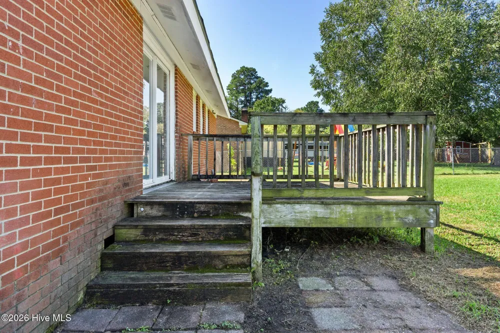 1505 Phillips Avenue New Bern, NC 28562