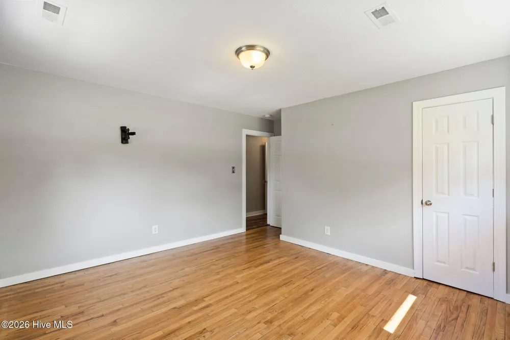 1505 Phillips Avenue New Bern, NC 28562