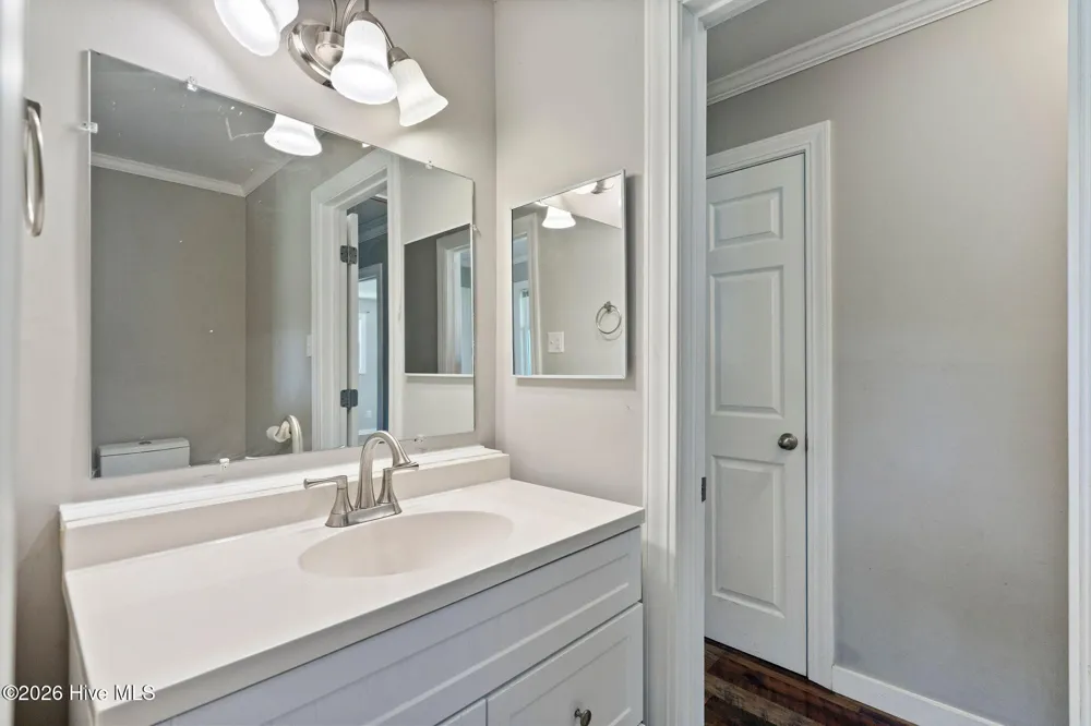 1505 Phillips Avenue New Bern, NC 28562
