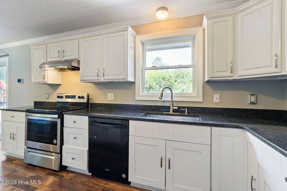 1505 Phillips Avenue New Bern, NC 28562