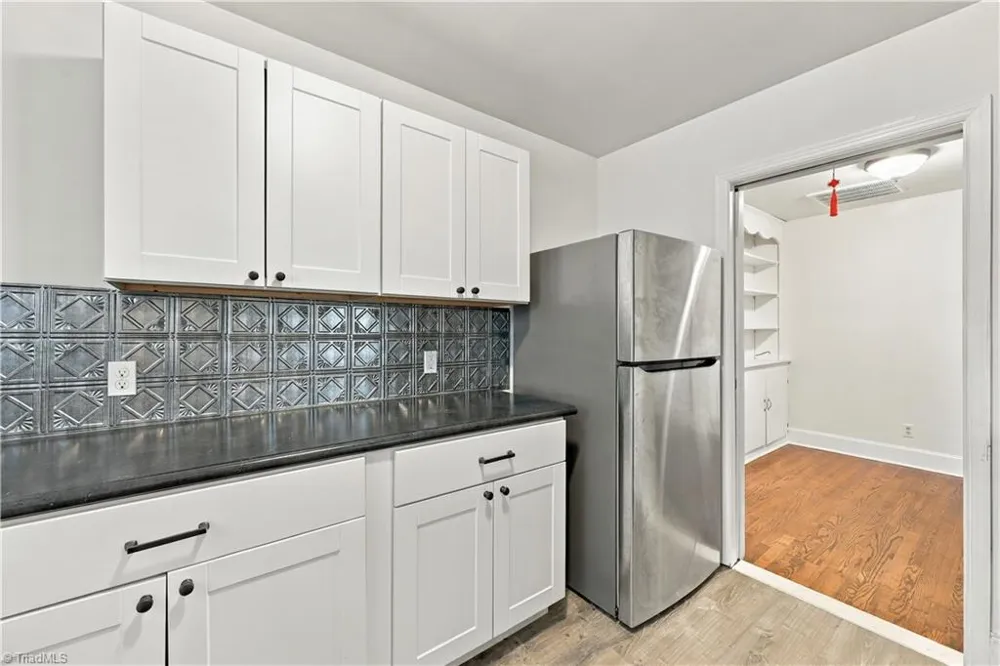 5038 Pinewood Drive Winston-Salem, NC 27106