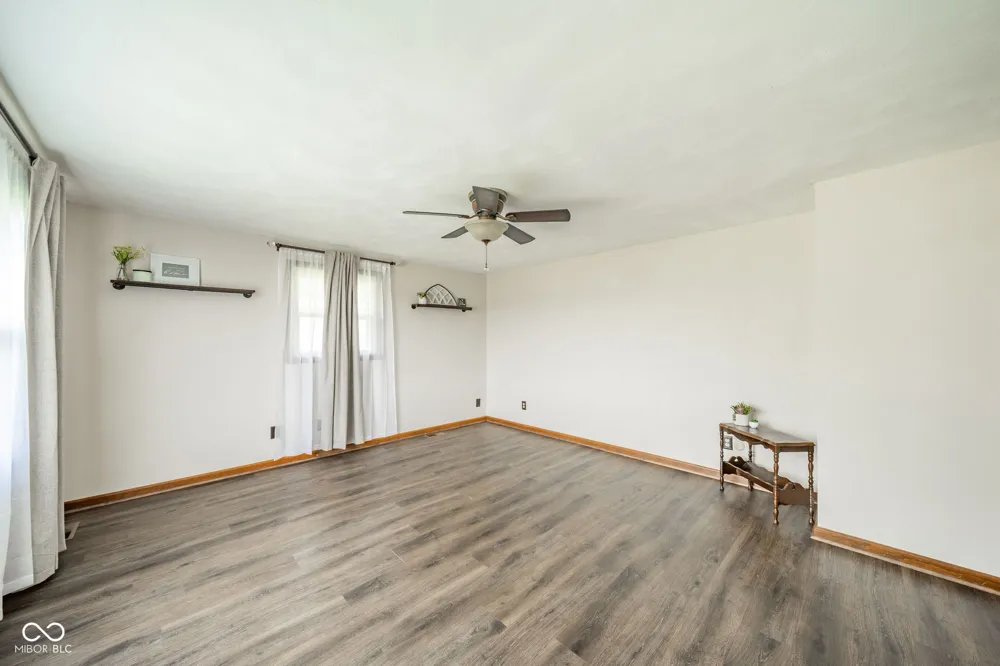 1375 E 240 Anderson, IN 46012