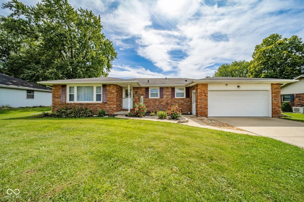 1375 E 240 Anderson, IN 46012